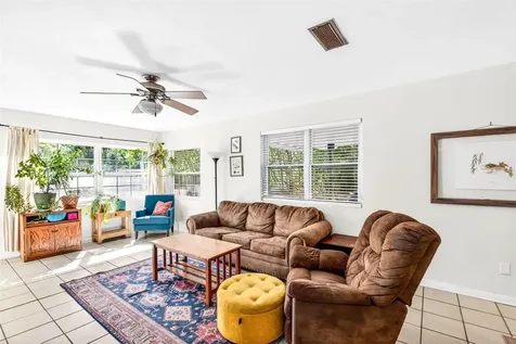 1006 NE 12th Avenue Gainesville FL 32601