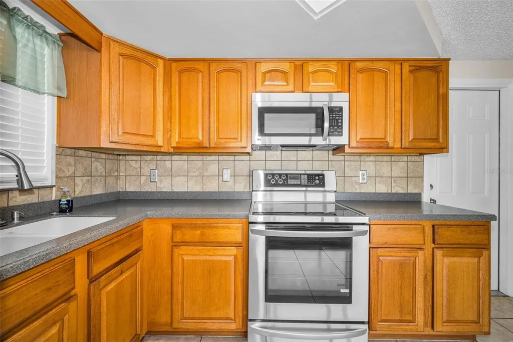 1184 Chelsea Lane Holiday FL 34691