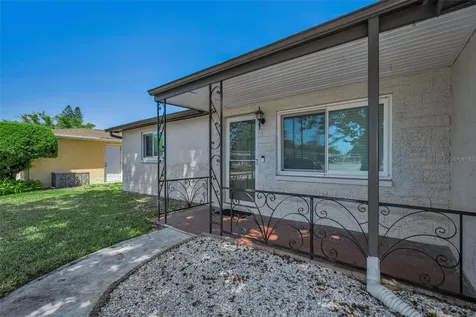 1184 Chelsea Lane Holiday FL 34691