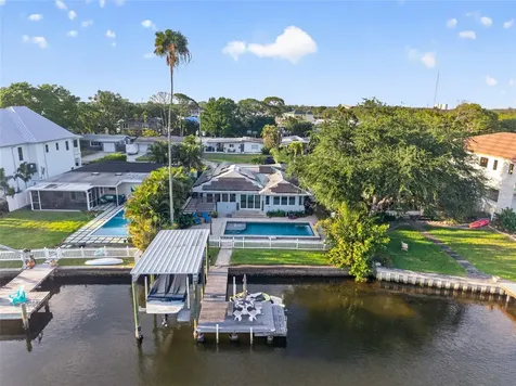 316 89th Avenue NE St Petersburg FL 33702