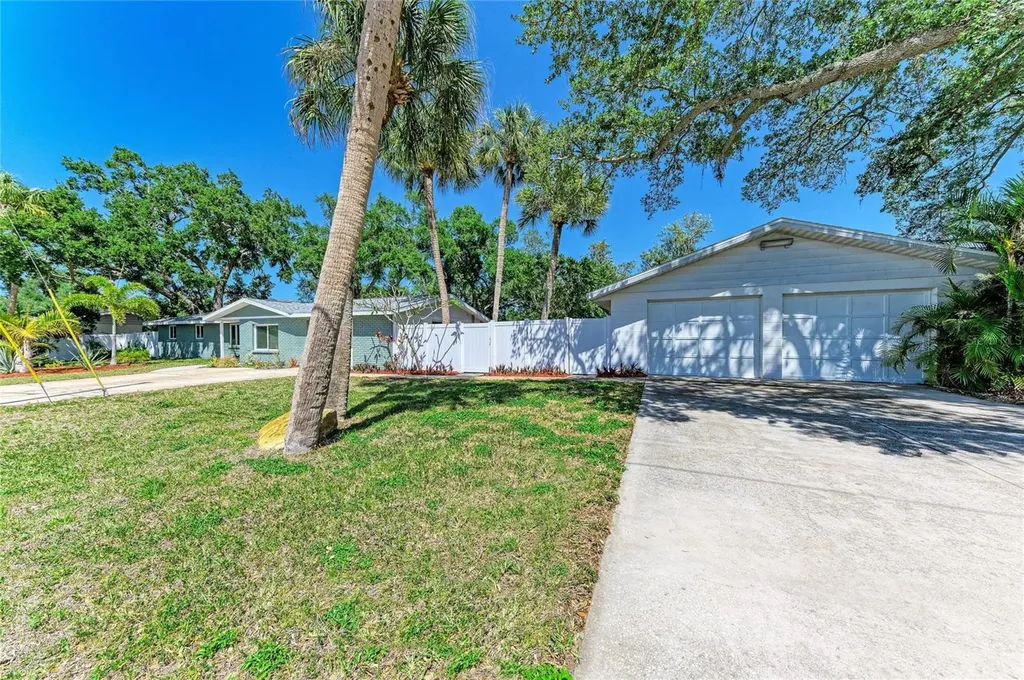5535 25th Street W Bradenton FL 34207