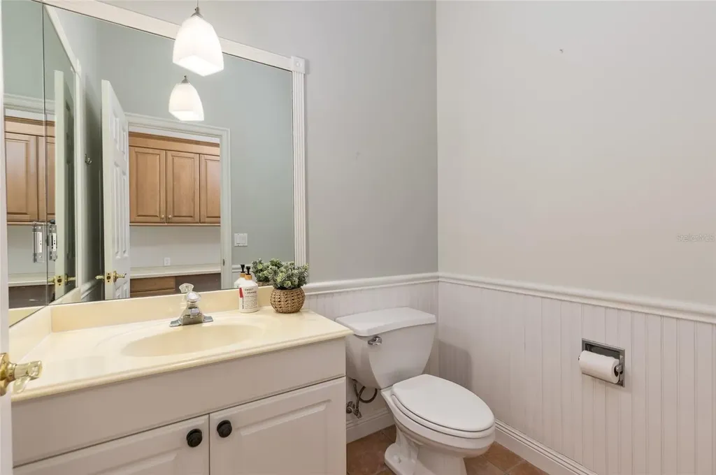 2054 Sawgrass Drive Apopka FL 32712