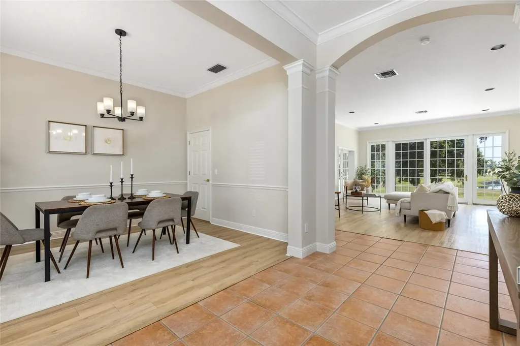 2054 Sawgrass Drive Apopka FL 32712