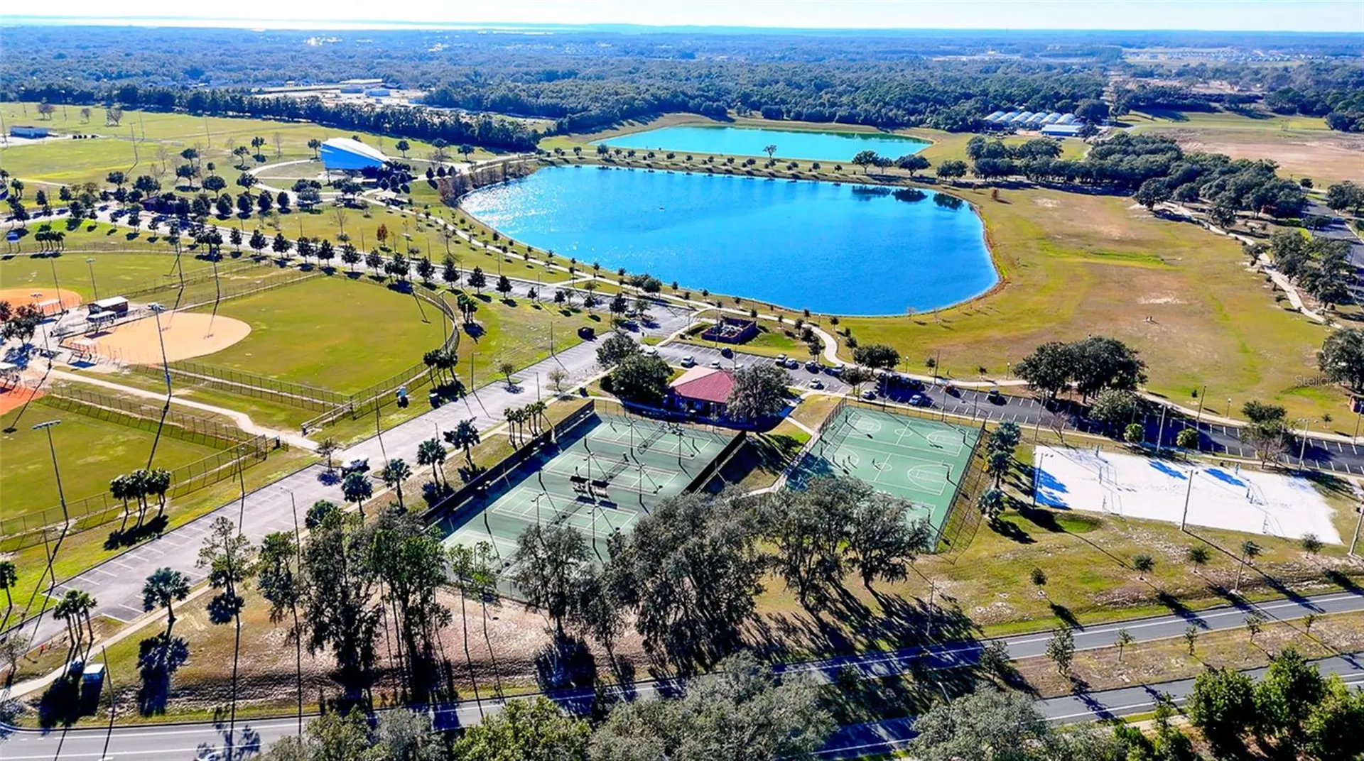2054 Sawgrass Drive Apopka FL 32712