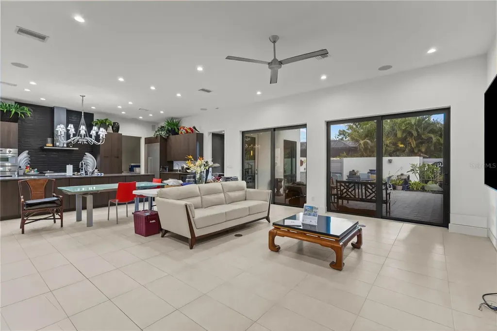 1755 7th Street Sarasota FL 34236