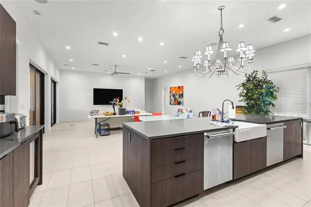 1755 7th Street Sarasota FL 34236
