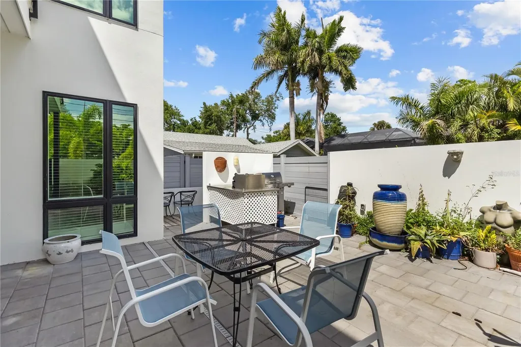 1755 7th Street Sarasota FL 34236
