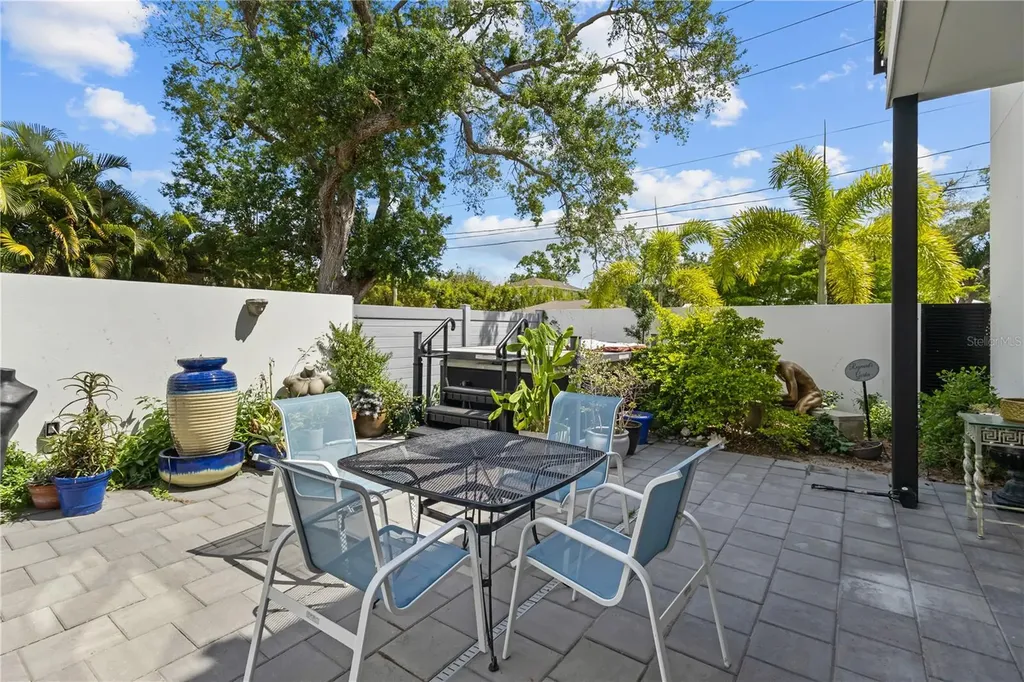 1755 7th Street Sarasota FL 34236