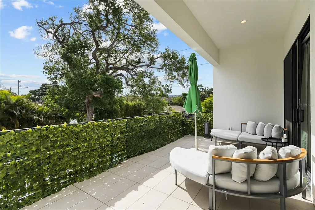 1755 7th Street Sarasota FL 34236