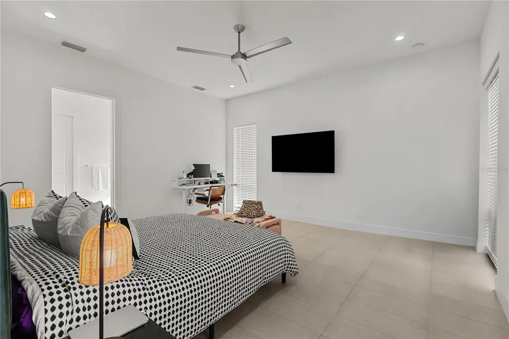1755 7th Street Sarasota FL 34236