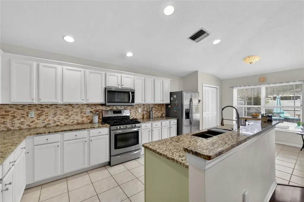 15433 Osprey Glen Drive Lithia FL 33547