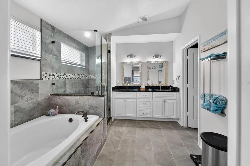 15433 Osprey Glen Drive Lithia FL 33547