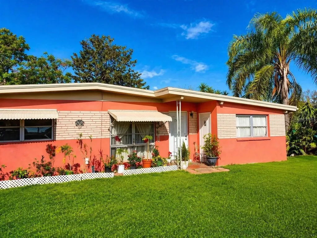 5031 Grand Boulevard New Port Richey FL 34652