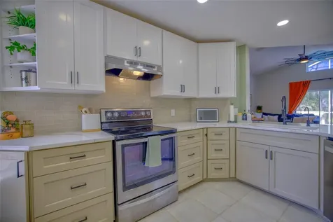 1932 Kettler Drive Lutz FL 33559