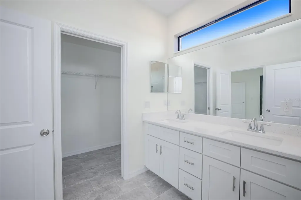 2102 NW 6th Place Cape Coral FL 33993