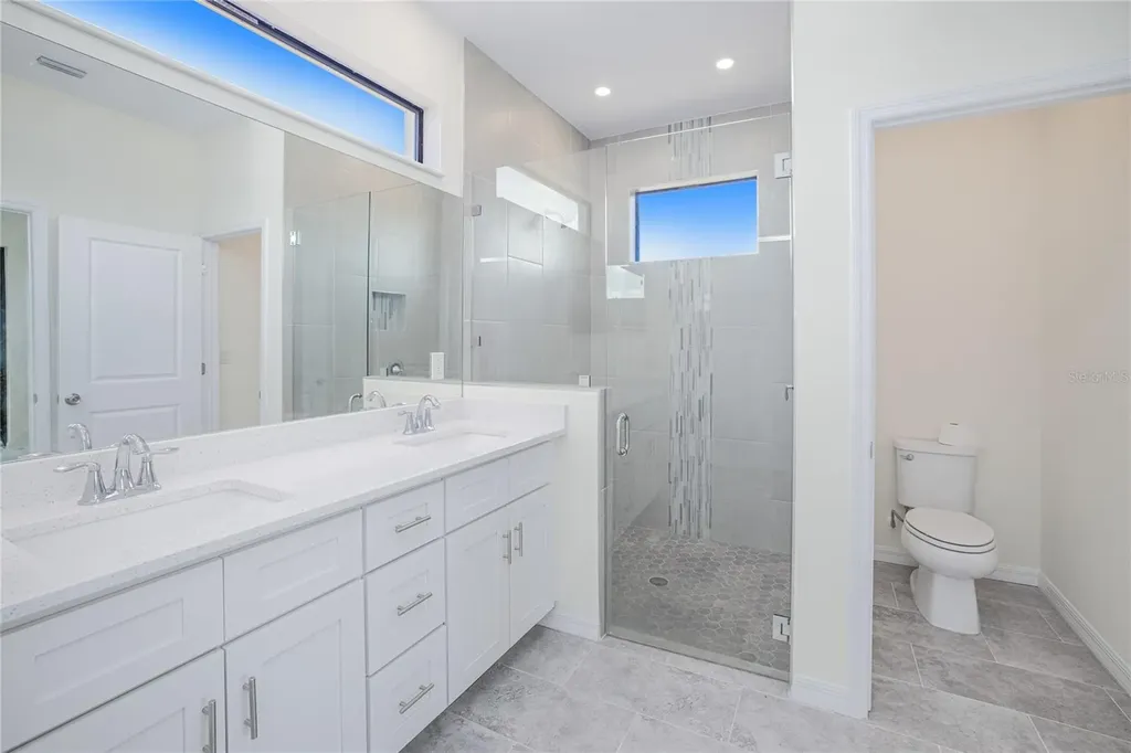 2102 NW 6th Place Cape Coral FL 33993