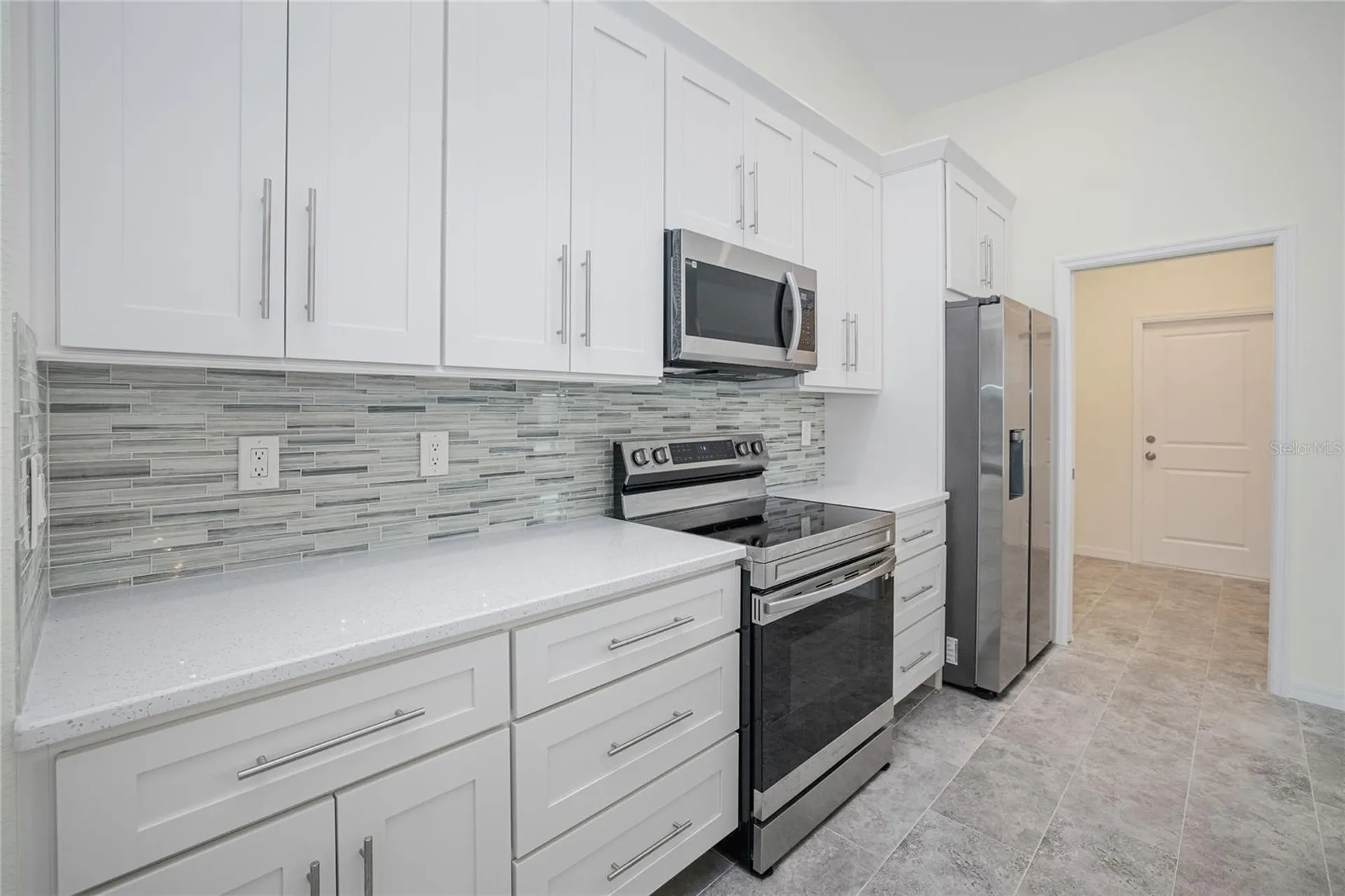 2102 NW 6th Place Cape Coral FL 33993