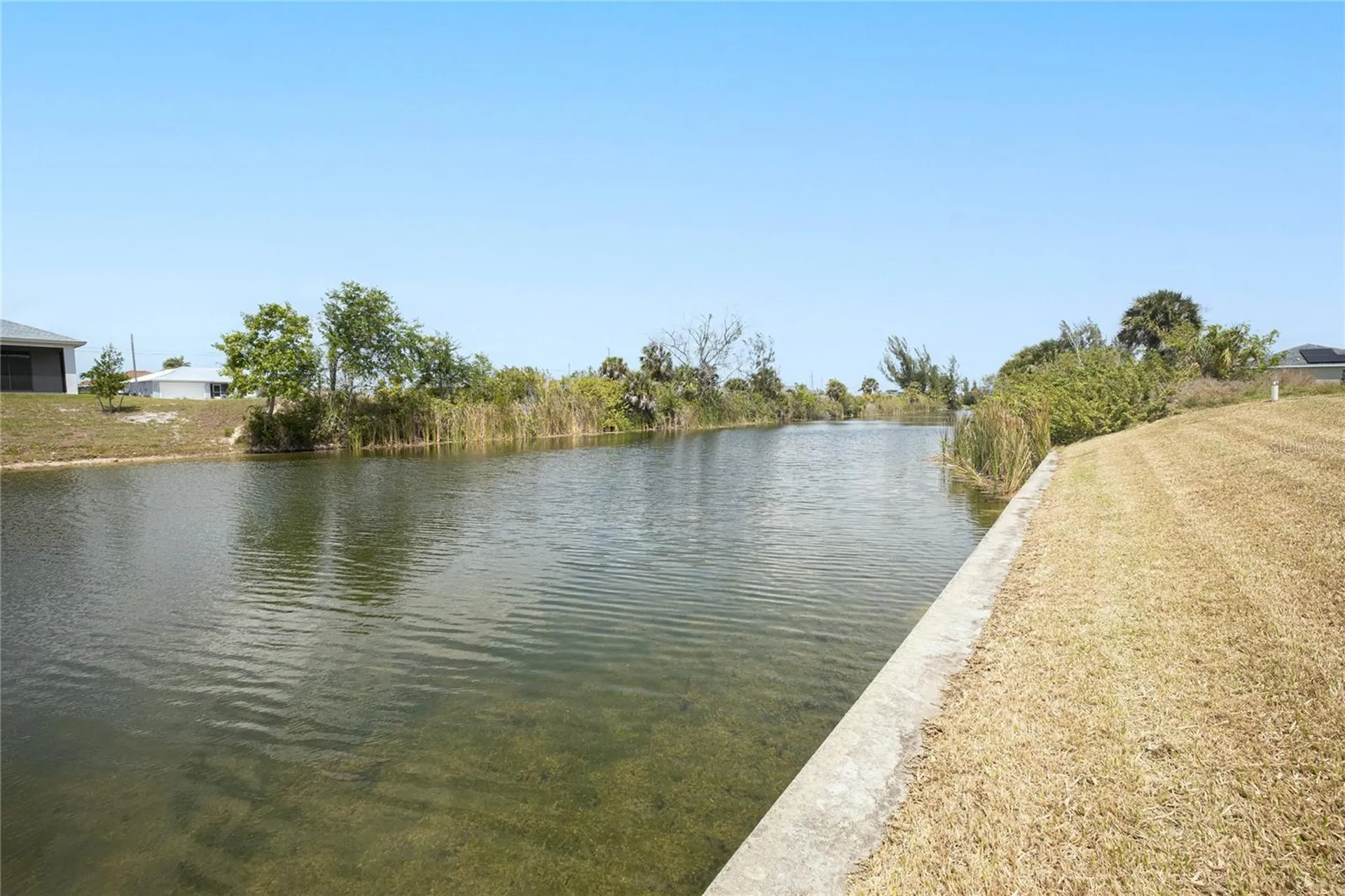 2102 NW 6th Place Cape Coral FL 33993