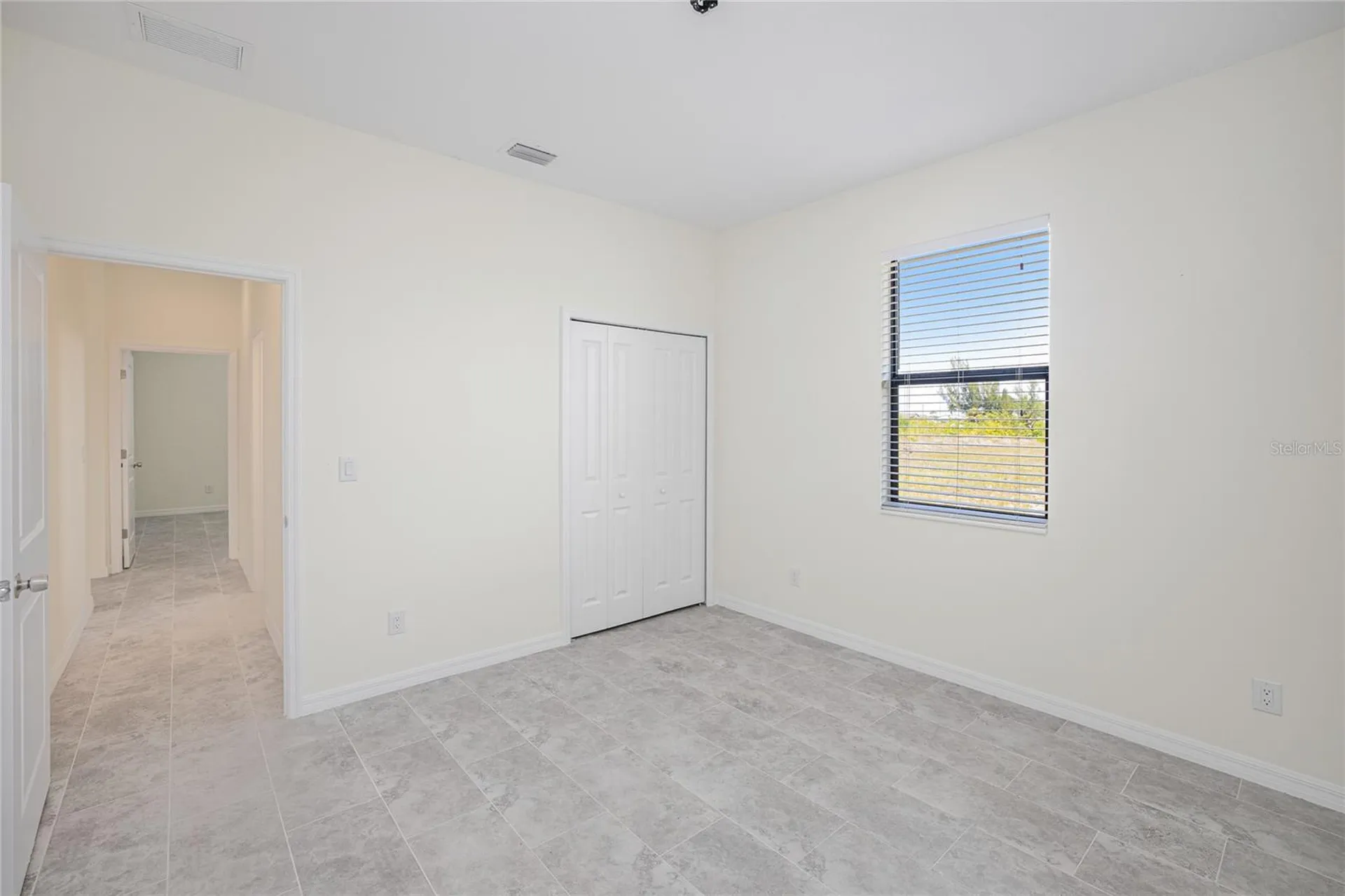 2102 NW 6th Place Cape Coral FL 33993