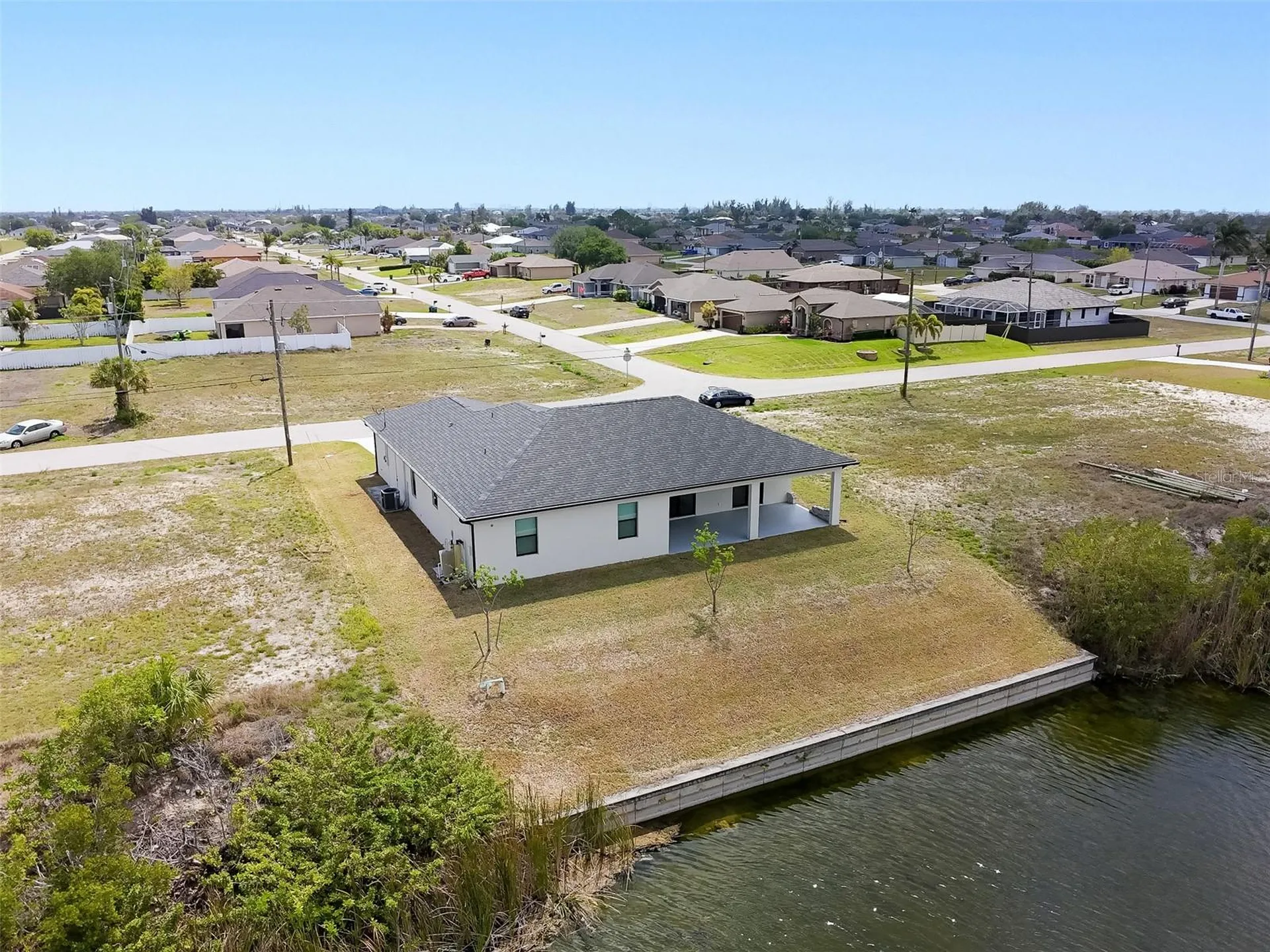 2102 NW 6th Place Cape Coral FL 33993