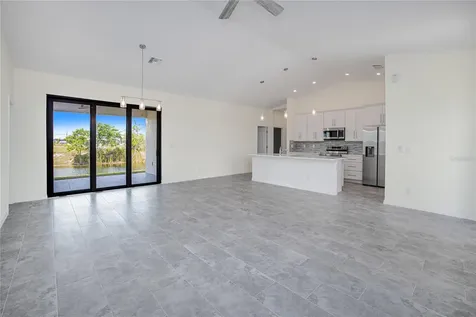 2102 NW 6th Place Cape Coral FL 33993