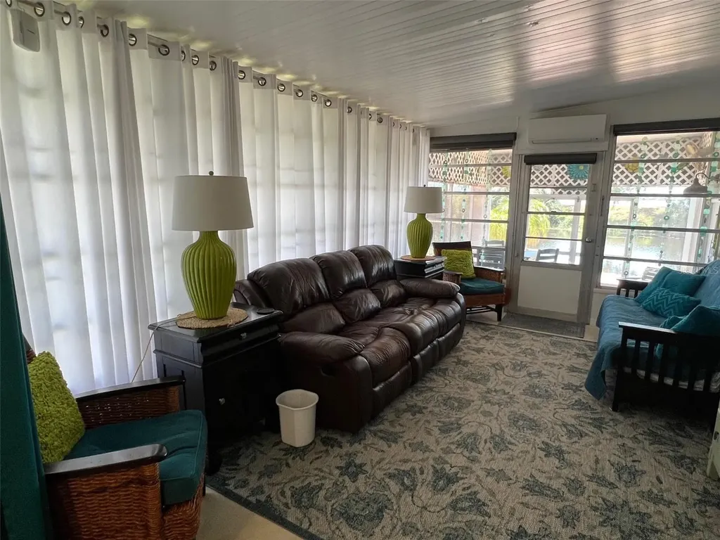 13225 101st Street Largo FL 33773