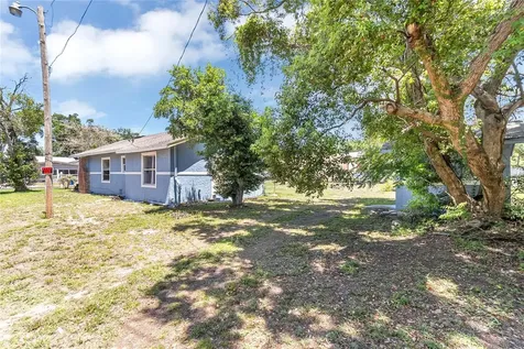 212 SE H SE Winter Haven FL 33880