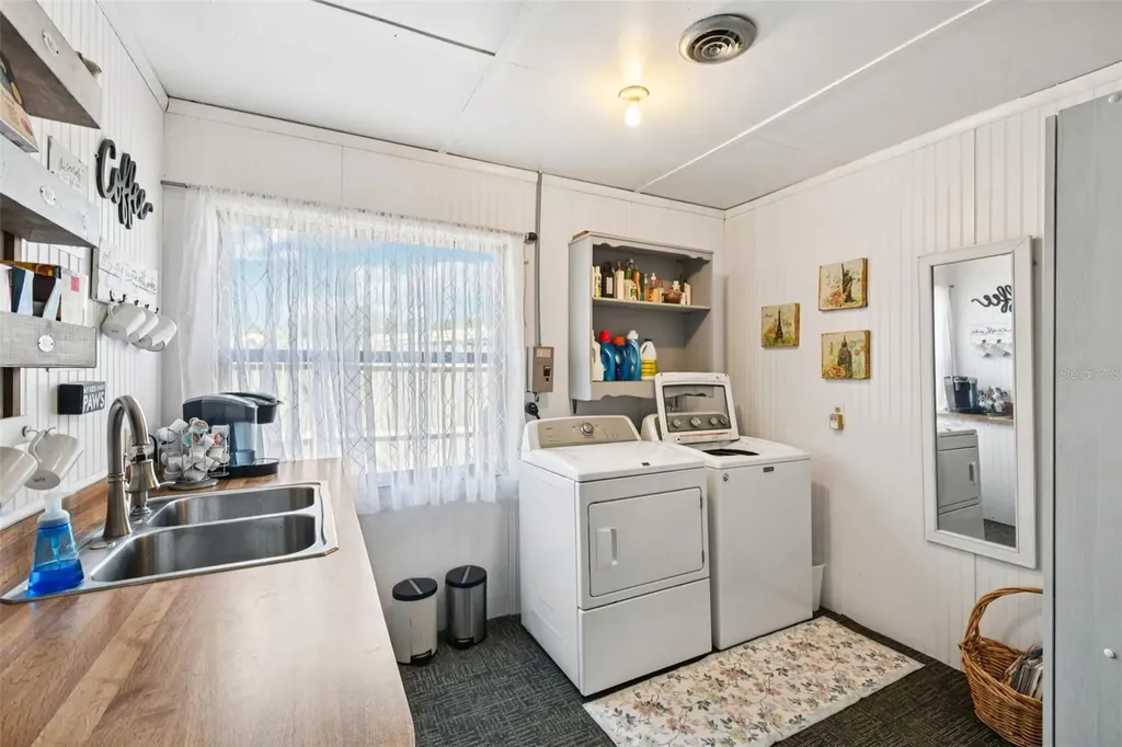 214 Paradise Lane Crescent City FL 32112