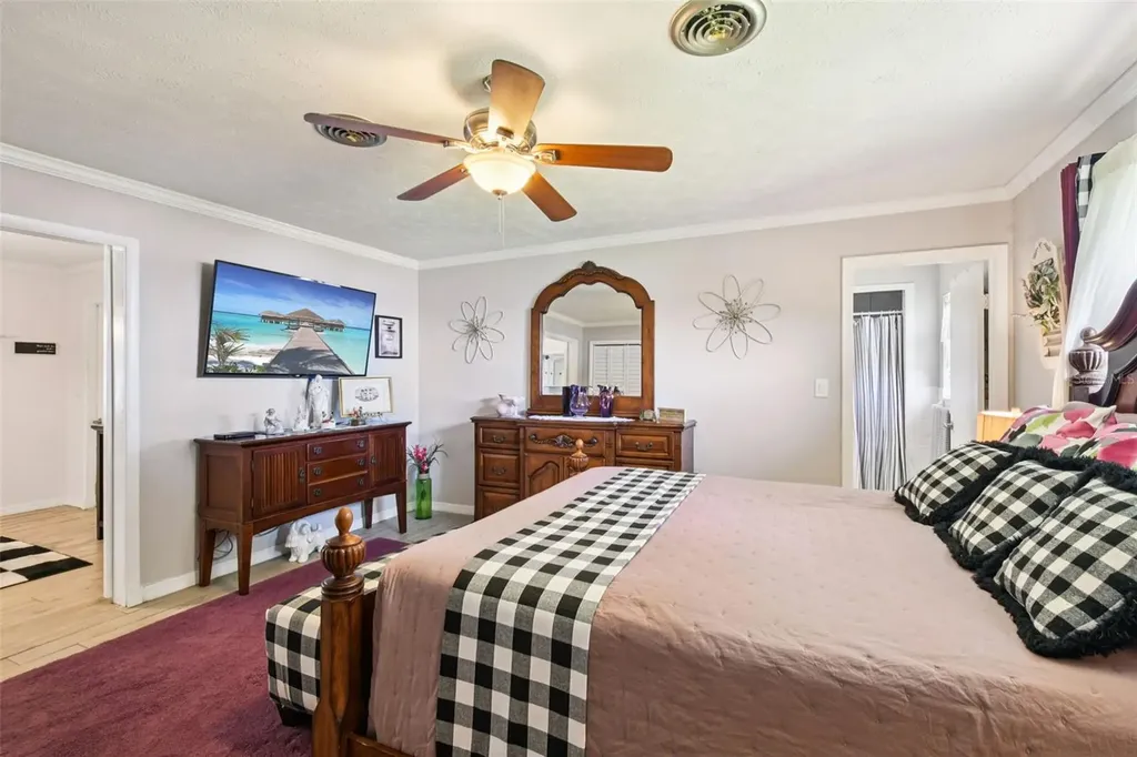 214 Paradise Lane Crescent City FL 32112