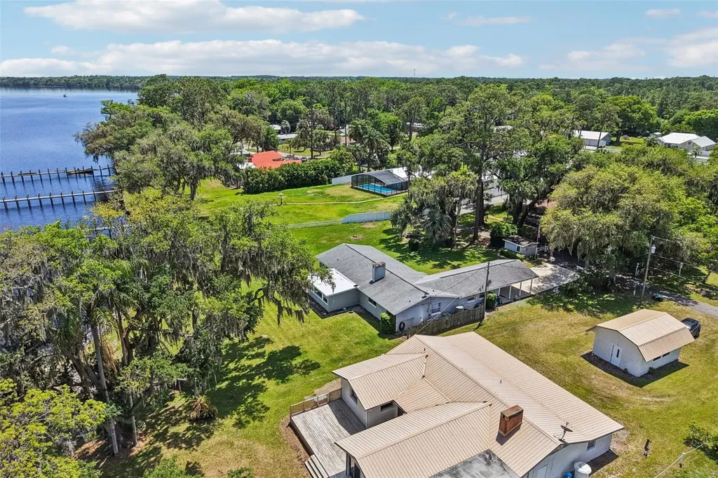 214 Paradise Lane Crescent City FL 32112