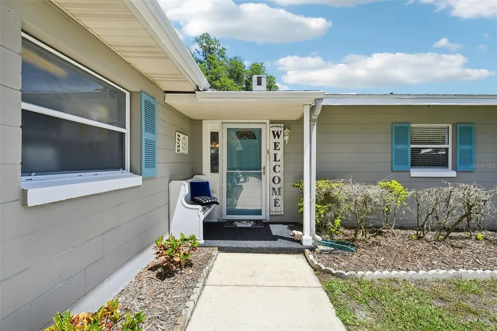 214 Paradise Lane Crescent City FL 32112