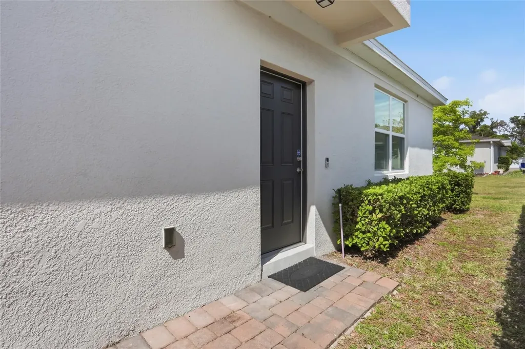 1841 Overcup Avenue St Cloud FL 34771
