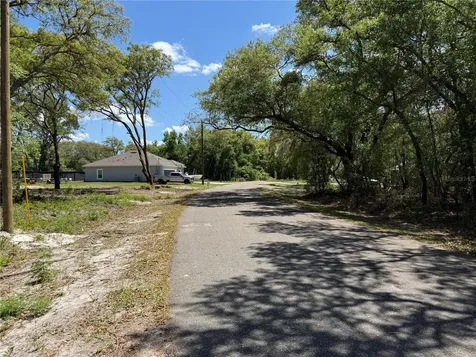 Fischer Lane Court Ocklawaha FL 32179