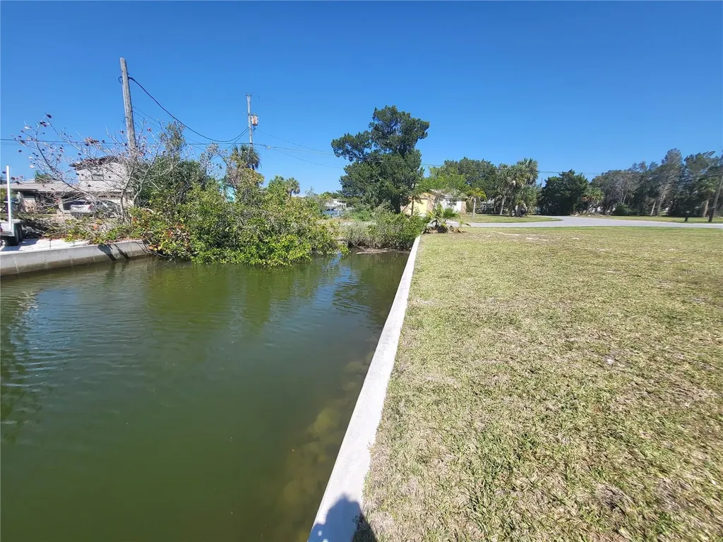 3463 Paragon Terrace Hernando Beach FL 34607