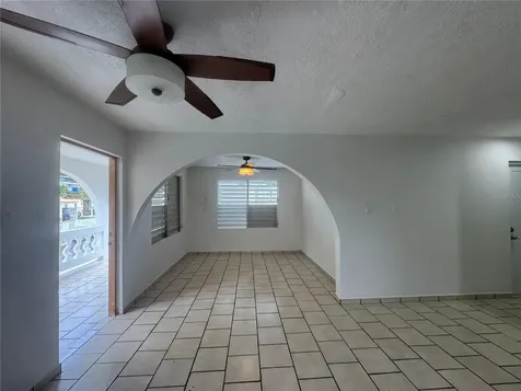 5 Calle 5 Corozal PR 00783