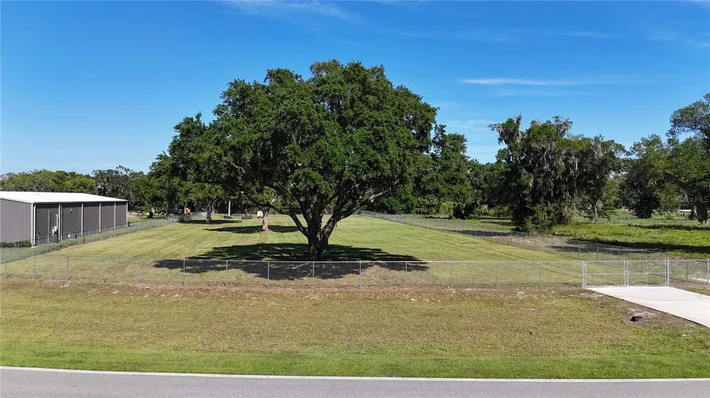 980 Duck Box Road Umatilla FL 32784
