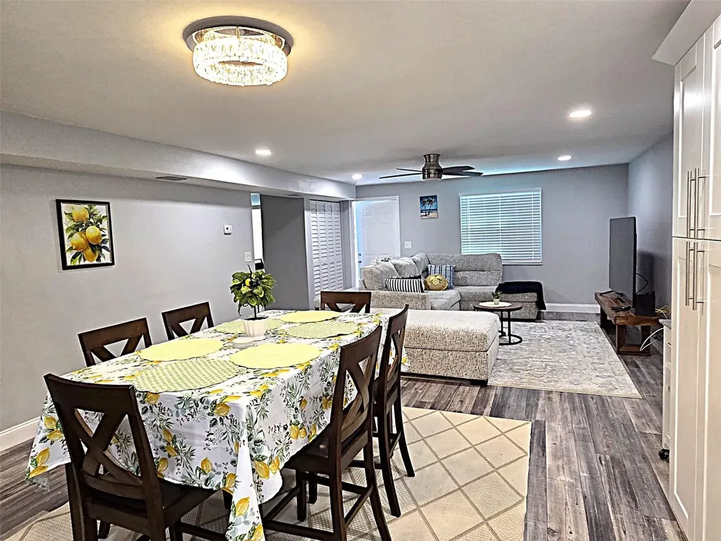 5105 Tangerine Avenue S Gulfport FL 33707