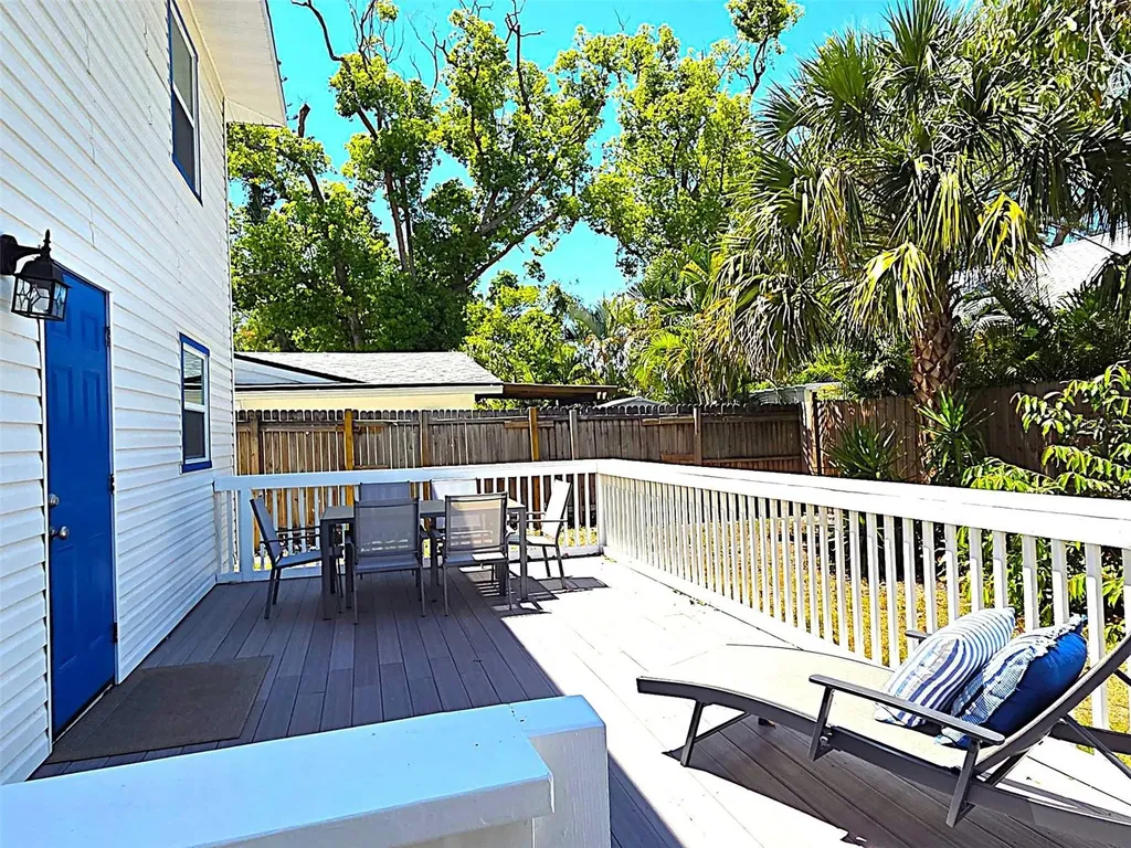 5105 Tangerine Avenue S Gulfport FL 33707