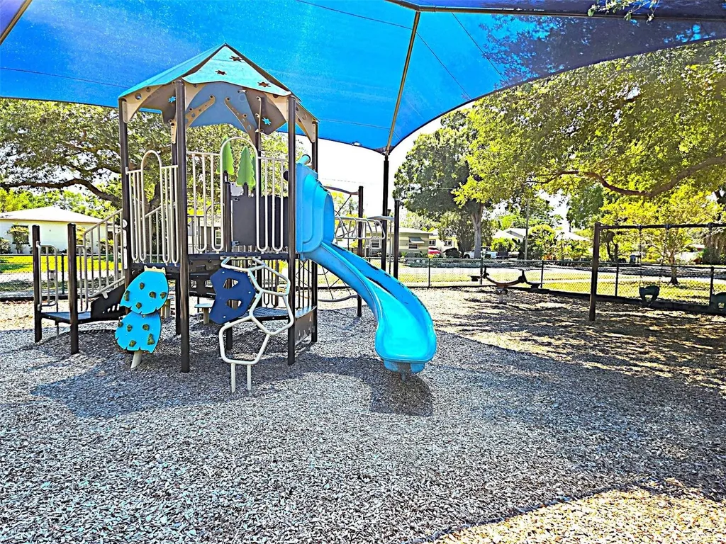 5105 Tangerine Avenue S Gulfport FL 33707