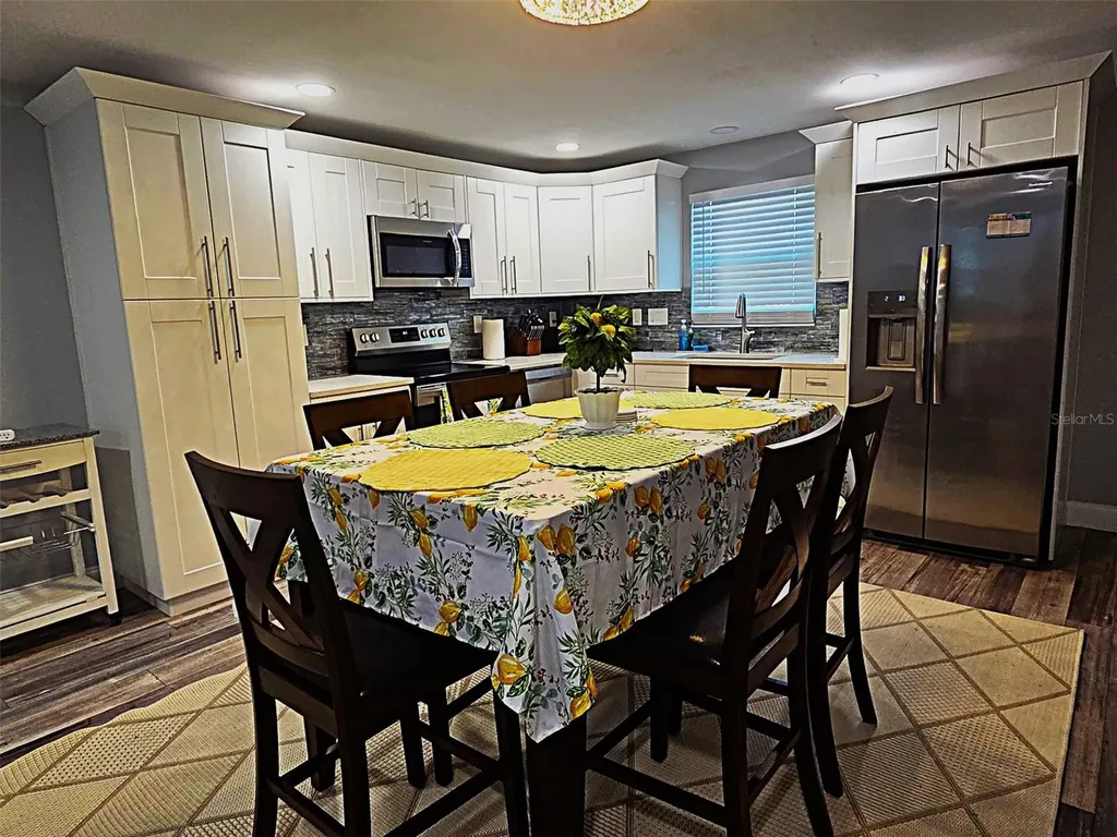 5105 Tangerine Avenue S Gulfport FL 33707