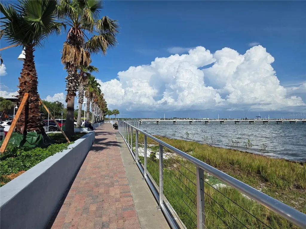 5105 Tangerine Avenue S Gulfport FL 33707