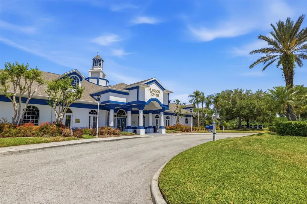 18924 Fishermans Bend Drive Lutz FL 33558