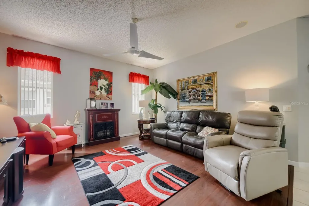 5318 Coral Vine Lane Kissimmee FL 34758
