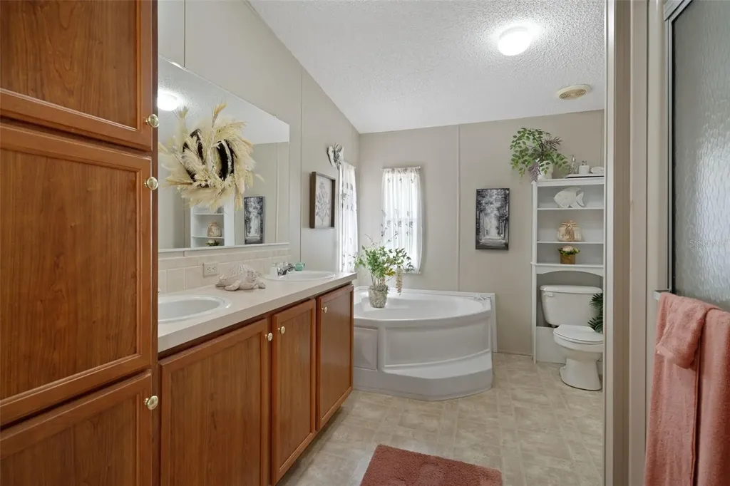 11143 Baltimore Street Weeki Wachee FL 34614