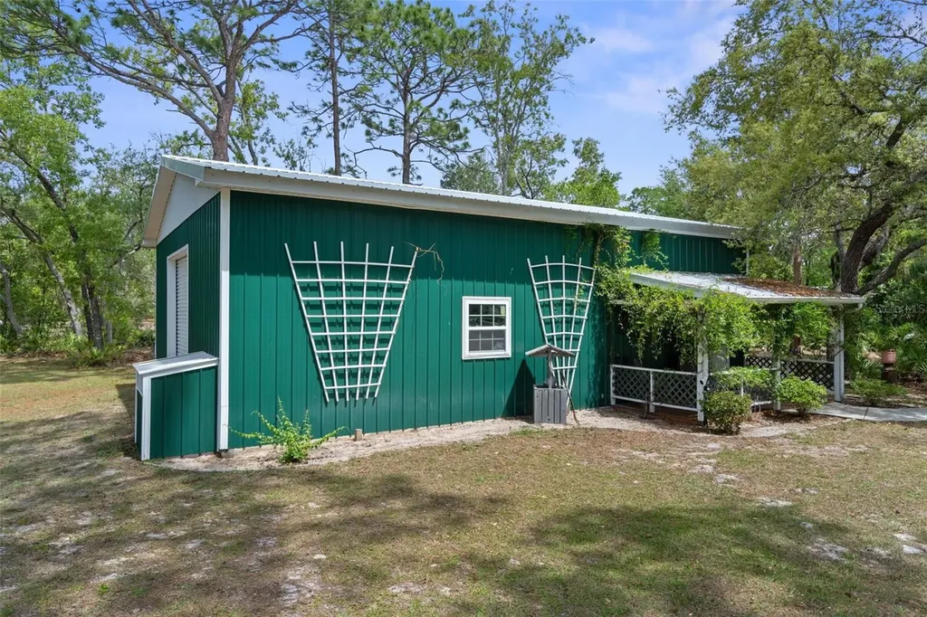 11143 Baltimore Street Weeki Wachee FL 34614