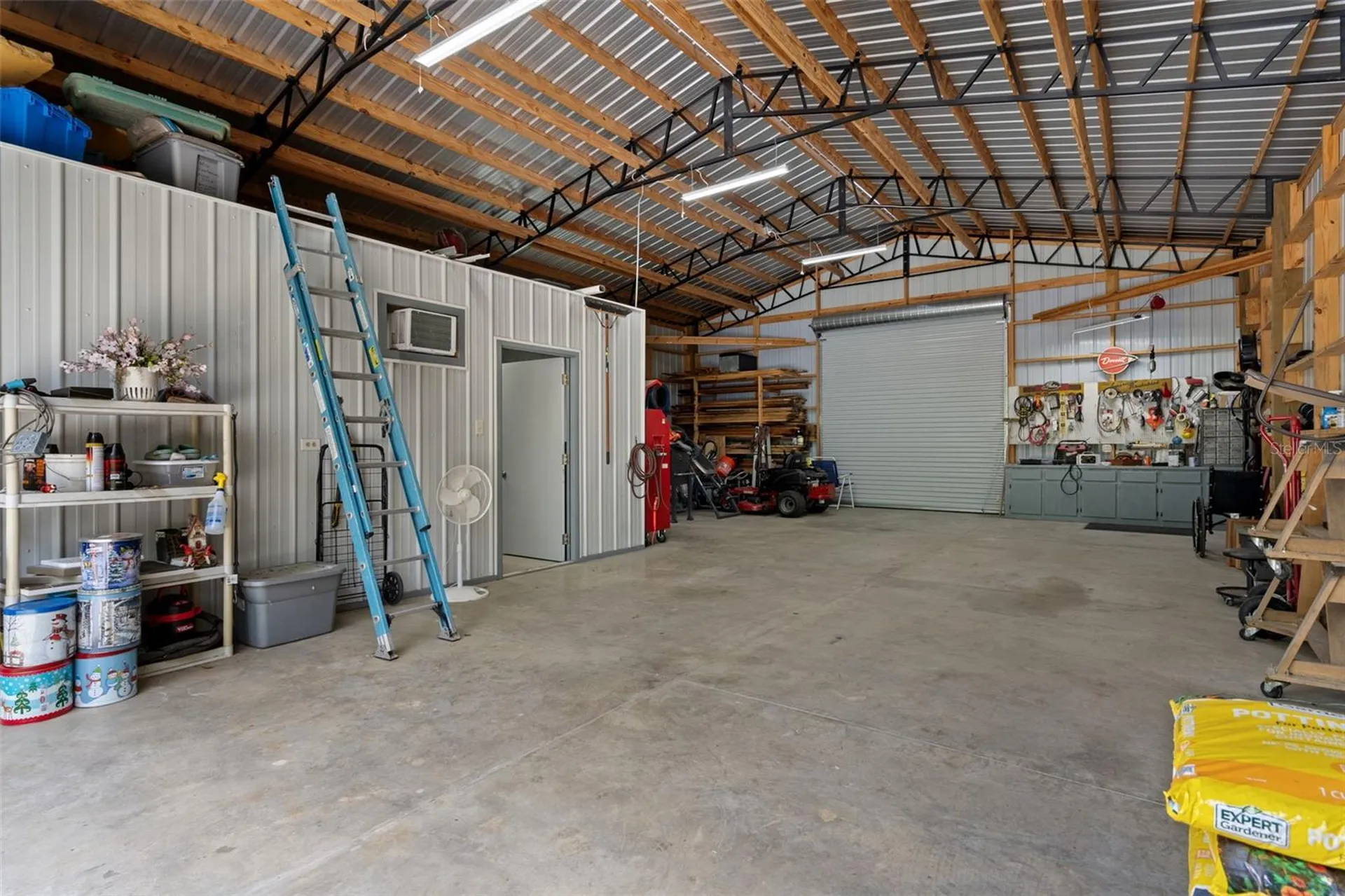 11143 Baltimore Street Weeki Wachee FL 34614
