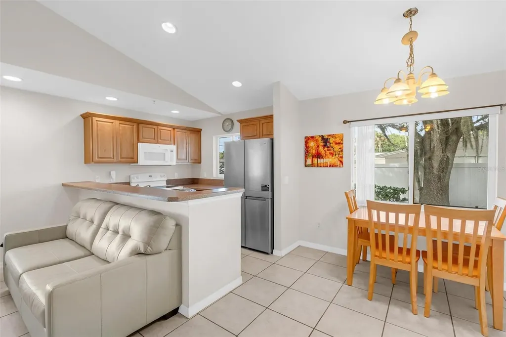 545 Wayne Avenue New Smyrna Beach FL 32168