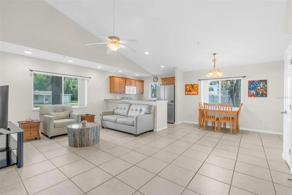 545 Wayne Avenue New Smyrna Beach FL 32168