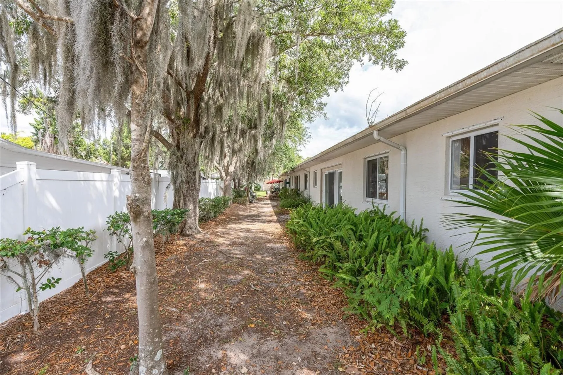 545 Wayne Avenue New Smyrna Beach FL 32168