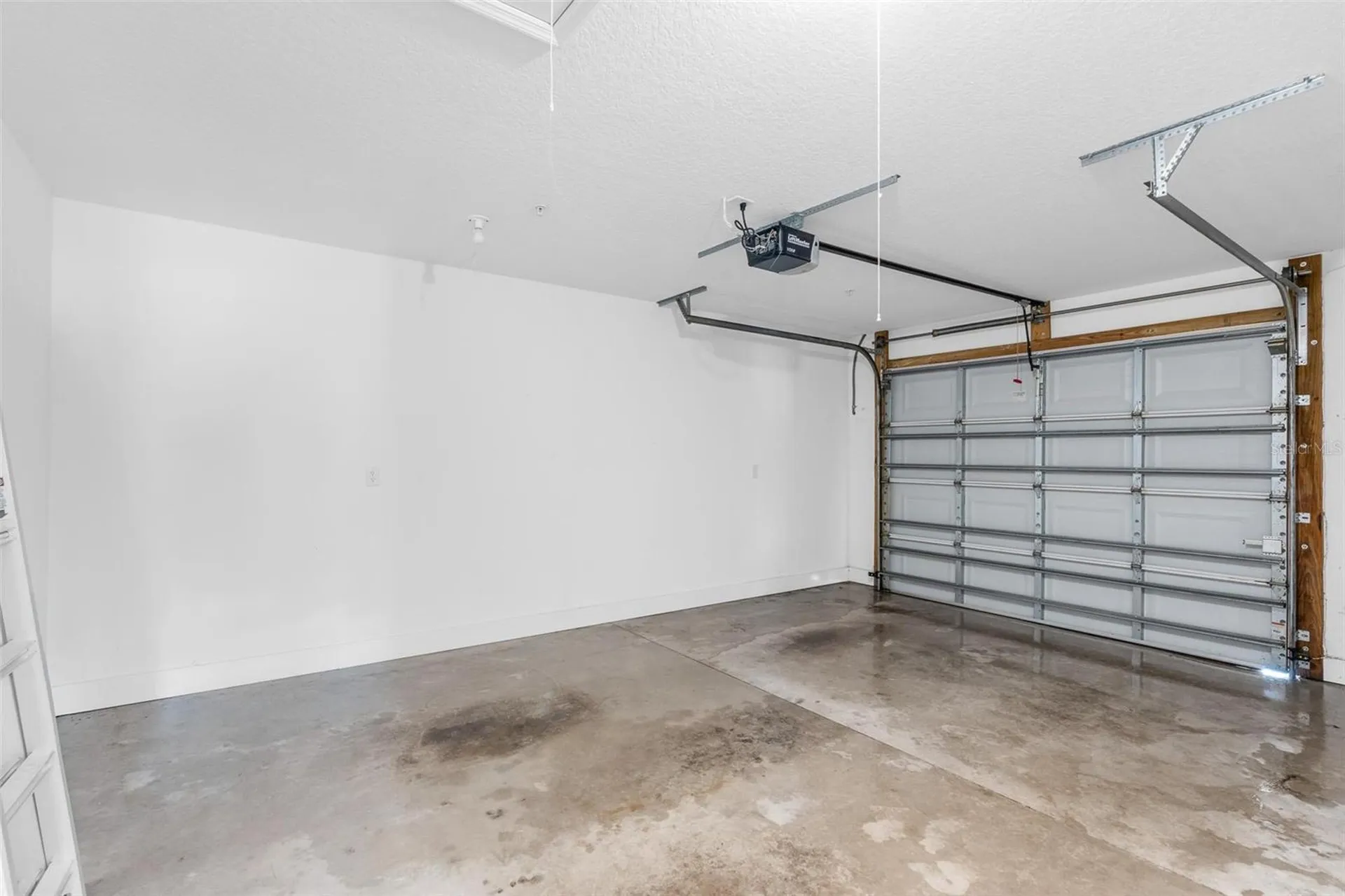 545 Wayne Avenue New Smyrna Beach FL 32168